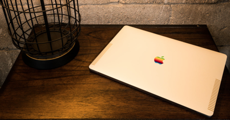 Lo retro está de moda, esta funda convierte tu MacBook en un precioso Mac de los ochenta