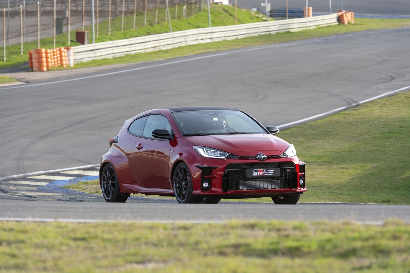 Probamos el Toyota GR Yaris: un auténtico coche de carreras único con sus 261 CV y tracción total para emocionar a quien lo conduce