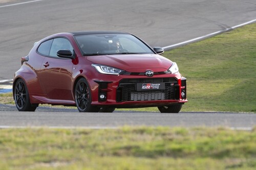 Probamos el Toyota GR Yaris: un auténtico coche de carreras único con sus 261 CV y tracción total para emocionar a quien lo conduce
