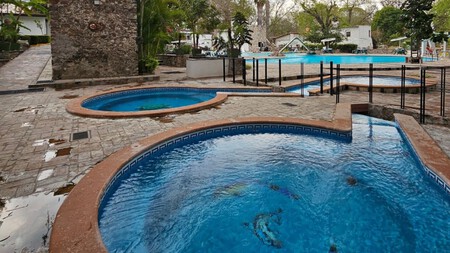Date una escapada a este balneario con aguas termales en Hidalgo para huir del frío en fin de año: ofrece descuento INAPAM 