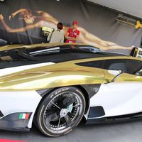 Frangivento Charlotte Roadster, el estrafalario eléctrico de 897 CV con pecera incluida