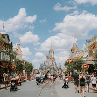 Theme Parks Are Using AI-Powered Solutions to Manage Lines, Reducing Wait Times and Increasing Your Spending 