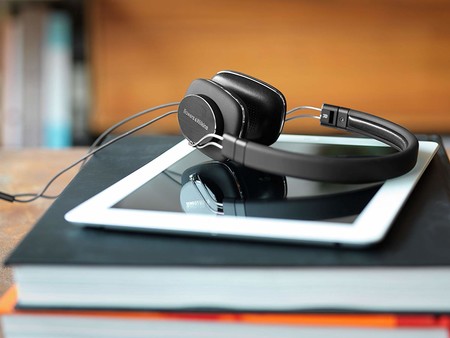 Ofertas de auriculares en su precio mínimo en Amazon: marcas como Jaybird, Huawei o Bowers&Wilkins rebajadas