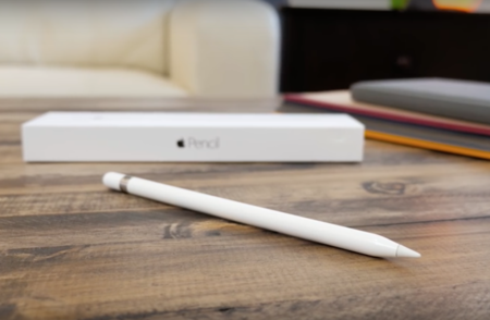 En esta patente el Apple Pencil se carga mediante el Smart Connector, pero tiene un inconveniente