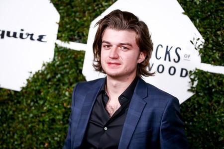 Esquire nos presenta a las nuevas promesas de Hollywood en una red carpet para tomar nota
