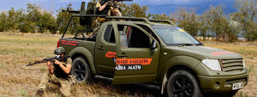 Conducir furgonetas británicas con el volante a la derecha está salvando la vida a los soldados ucranianos