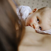 La primera mirada de amor de tu bebé que dice que te reconoce y te ama