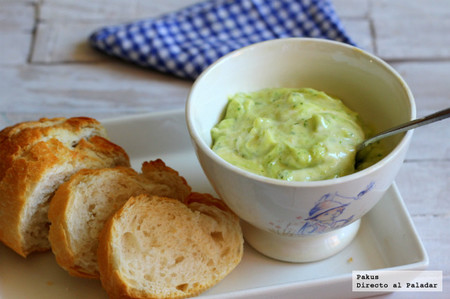 Cómo hacer salsa mayopesto. Receta