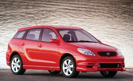 Toyota Matrix, recordando al hermano ultra práctico del Corolla