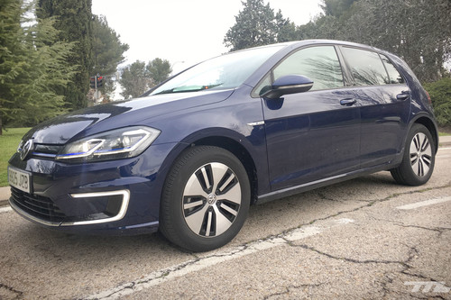 Probamos el Volkswagen e-Golf, 136 CV y 240 km de autonomía real para el eléctrico 'de toda la vida'