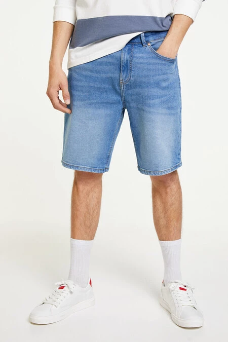 Bermuda vaquera básica regular lavado medio