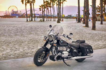 La BMW R 18 Classic más rutera con el gigantesco motor bóxer de 91 CV ya está a la venta por 27.300 euros