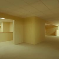 A24 quiere seguir explotando el fenómeno 'Backrooms' y prepara un reestreno inminente con 15 minutos de material inédito
