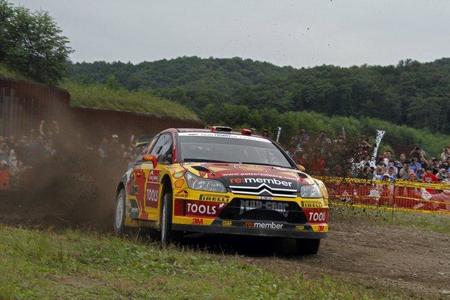 Rally de Japón 2010: Todo sin decidir a falta de la jornada del domingo