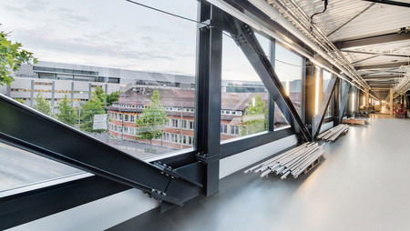 Porsche Taycan Fabrica en construcción