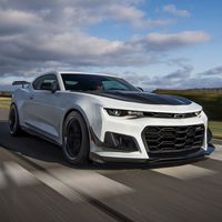 El Chevrolet Camaro ZL1 1LE ya puede pedirse automático... y es más rápido que el manual