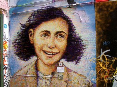 El centro Anna Frank pide a Facebook que elimine todas las páginas que nieguen el Holocausto
