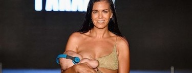 Una modelo amamantó a su hija de cinco meses mientras desfilaba en una pasarela
