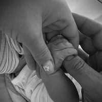 Katy Perry y Orlando Bloom anuncian el nacimiento de su hija, con mensaje solidario bajo el brazo 