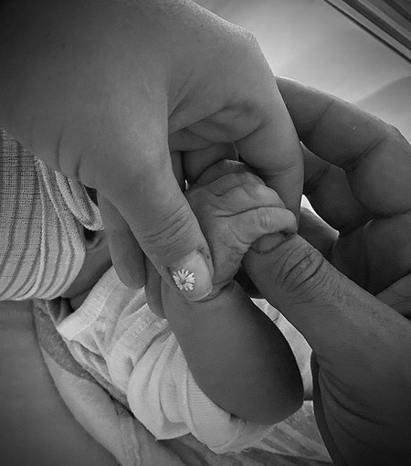 Katy Perry y Orlando Bloom anuncian el nacimiento de su hija, con mensaje solidario bajo el brazo
