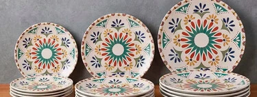 Acaba de llegar a Alcampo una vajilla Santa Clara de gres cuyo diseño recuerda a las casas portuguesas y cuesta menos de 30 euros