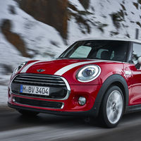 ¡Ahora con modo planeo! MINI estrena un nuevo cambio de doble embrague y siete marchas