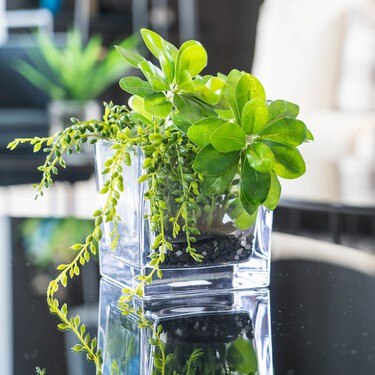 Llegan a Maisons du Monde los soportes para plantas más chics y elegantes: ideales para decorar el patio o la terraza