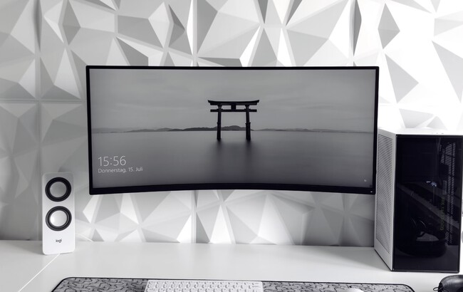 Ultrawide 01
