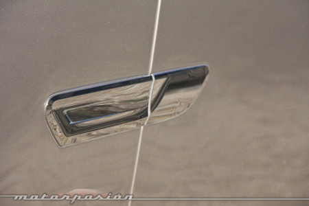 BMW Serie 7 moldura