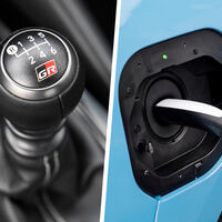 Cuando ya nadie quiere autos manuales, llega Toyota con una idea: autos eléctricos con caja manual y pedal de clutch 