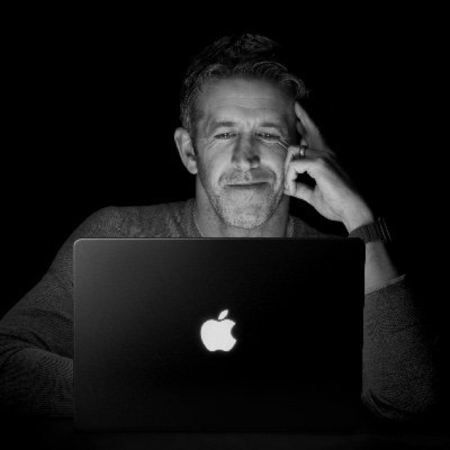 Ternus Macbook Pro Tactil Manzana Iluminada