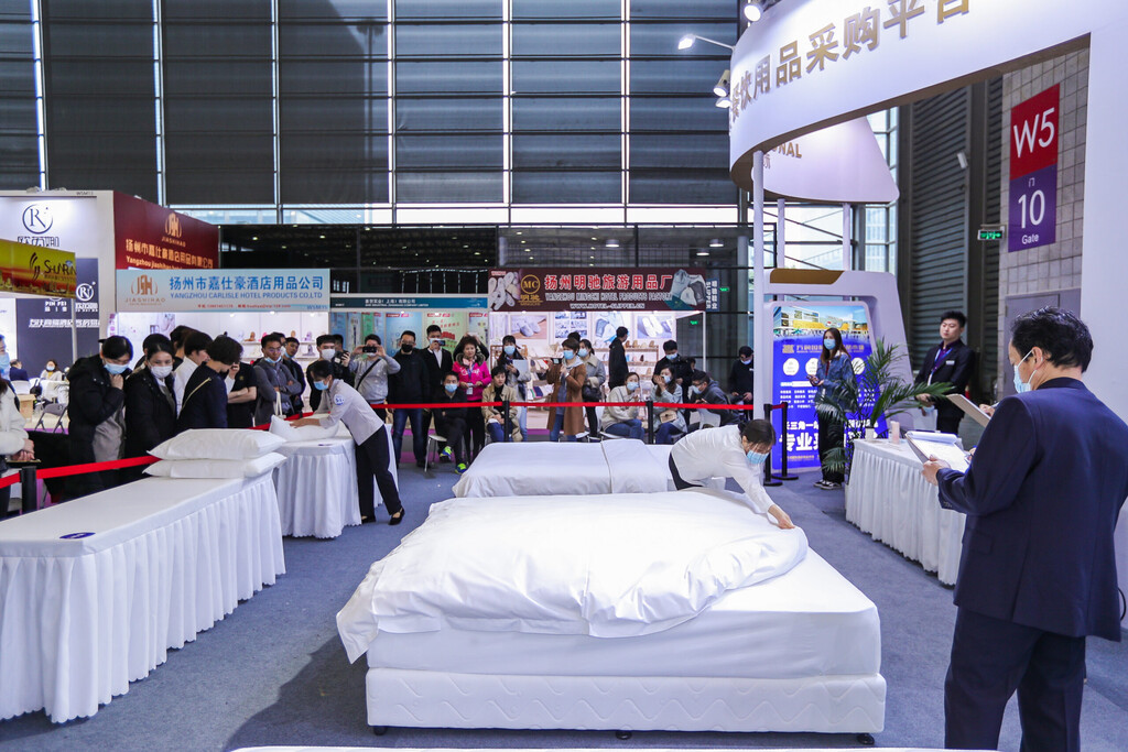 La fascinante competición que comparten China y Estados Unidos: hacer (bien) la cama 