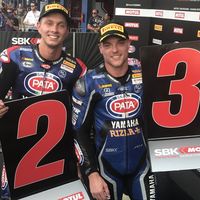 Dos asientos menos en WSBK: Alex Lowes y Michael van der Mark renuevan con Yamaha 