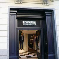 Hackett London nos sorprende rebajando una de las chaquetas que no dejaremos de llevar esta temporada casi al 50% de descuento