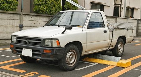 toyota_hilux_n80_05.JPG