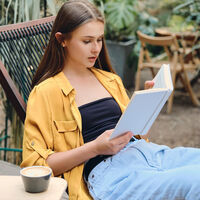 25 libros interesantes para adolescentes ordenados por temáticas: intriga, ficción y mucho más