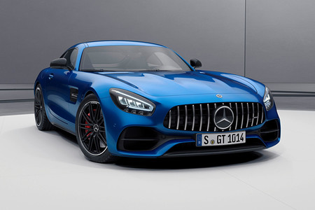 Mercedes-AMG GT 2021, el deportivo alemán se renueva con mayor potencia y tecnología