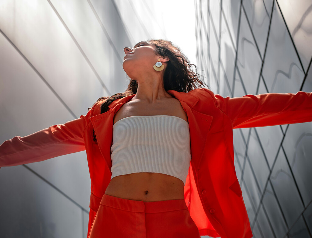 ¿Por qué las mujeres con ego son mucho más criticadas que los hombres? La confianza da envidia y así es como nos ven