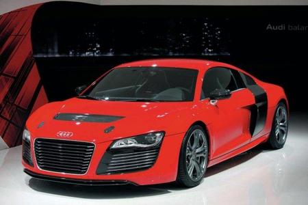 El Audi R8 e-Tron renueva su diseño antes de su llegada