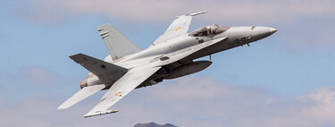 Los F-18 españoles cumplen 40 años en servicio, pero siguen vigilando el cielo de Europa frente a los drones rusos