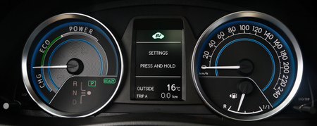 Toyota Auris Hybrid 2013, detalle del panel