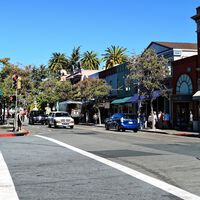 En el paraíso de las infraestructuras gigantes están pensando que carreteras más pequeñas son carreteras más seguras