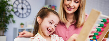 Enseña matemáticas a tus hijos a través del método Montessori con estos ejercicios y materiales