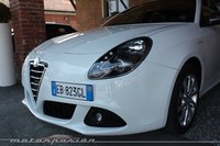 Alfa-Romeo Giulietta, presentación y prueba en Italia (parte 1)