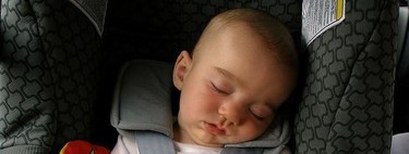 Utiliza siempre el sistema de retención infantil en el coche, aún en trayectos cortos 