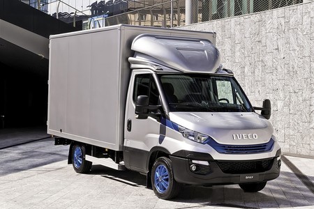 Iveco Daily 2018 001