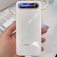 Hay un nuevo rival para Apple y Samsung en los móviles 'ultradelgados', y es de una marca que quizás no conoces 