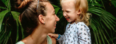 Hay una solución para la culpa materna de no ser “suficiente”: recordar que el amor pesa más que la perfección