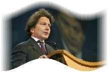 Los políticos quieren manipular la moneda