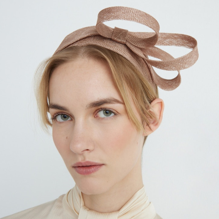 Latouche - Tocado diadema  con nudo.